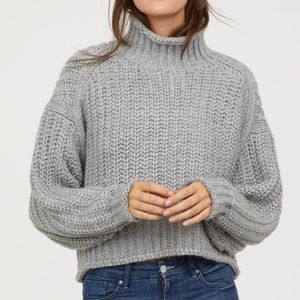 H&M Ribbed Cropped Balloon Sleeve mock Neck Chunky Gray Sweater Medium